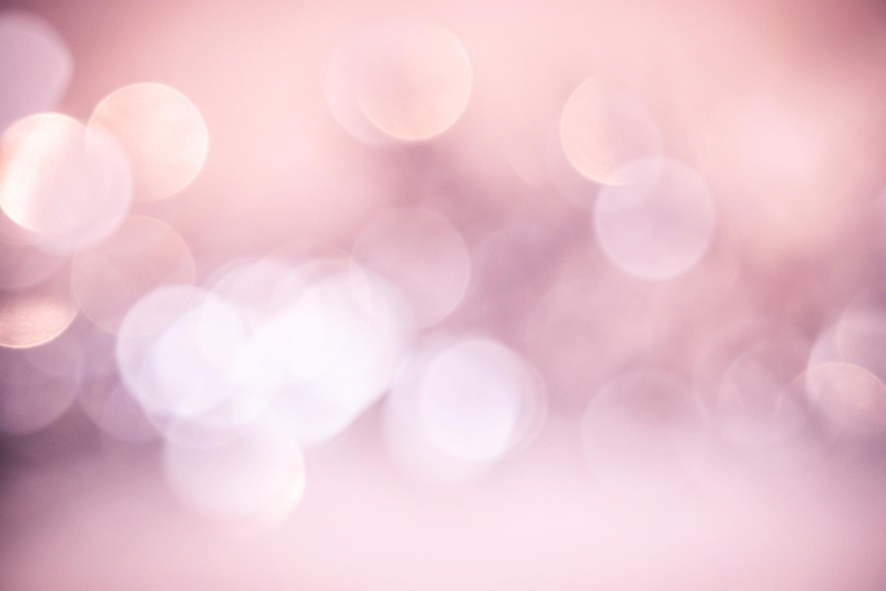 Soft pink bokeh lights